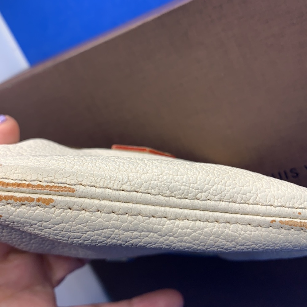 Rare Louis Vuitton Suhali change purse 👛 - Picture 11 of 12